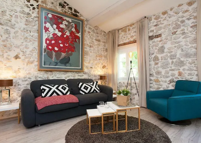 Appartement Superbe Loft Vieil Antibes
