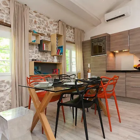 Superbe Loft Vieil Lägenhet