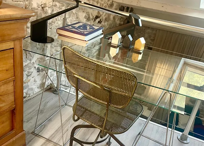 Superbe Loft Vieil * أنتيب